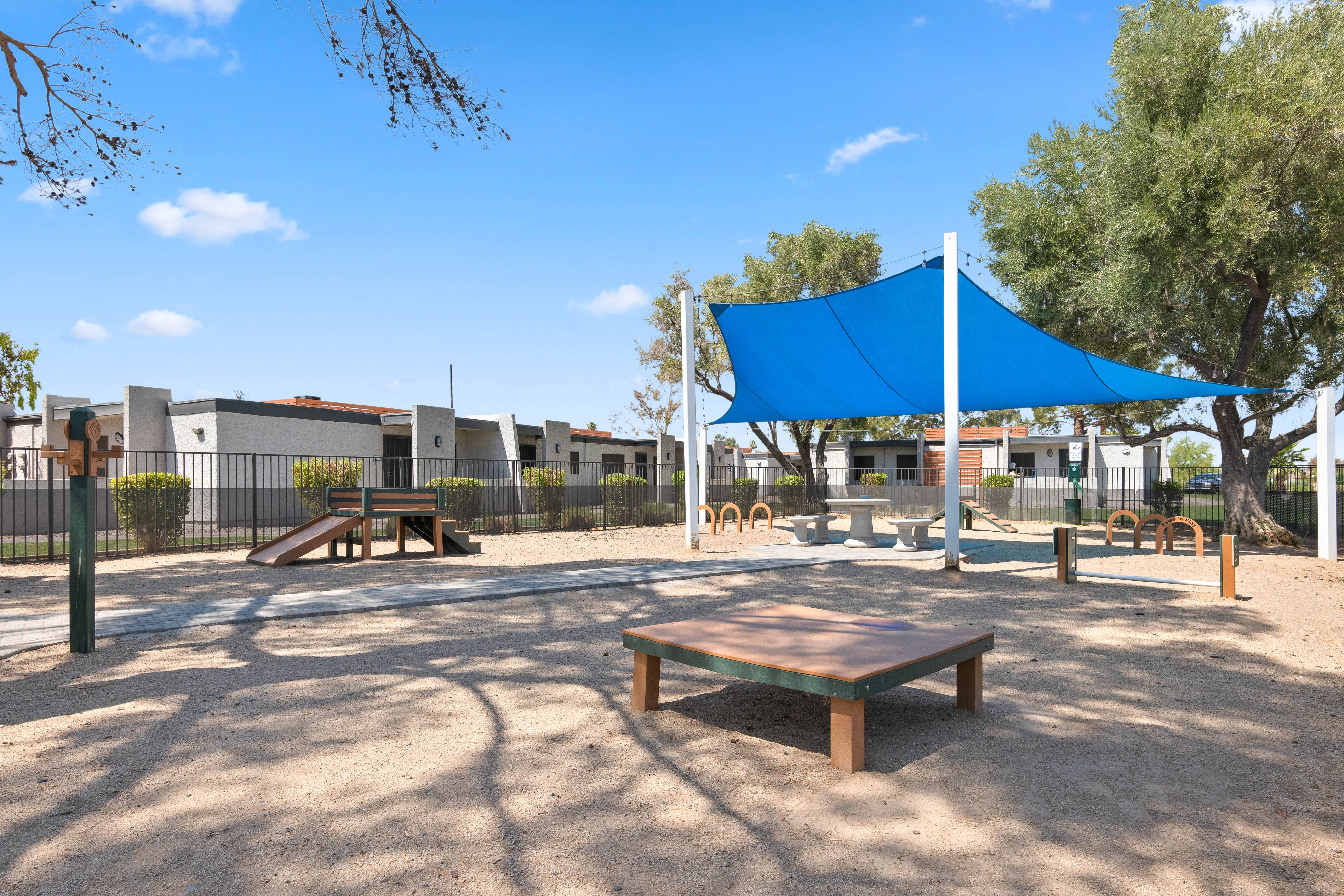 Delano Apartments Image 14